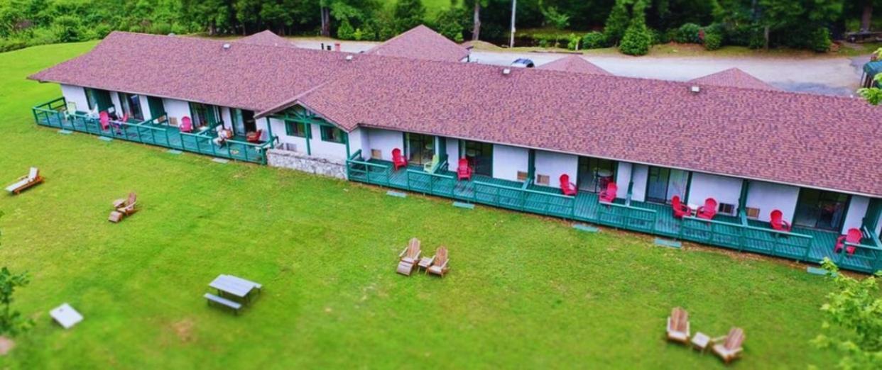 Busick Lodge At Mount Mitchell المظهر الخارجي الصورة
